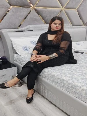 Call Girl in Hospet